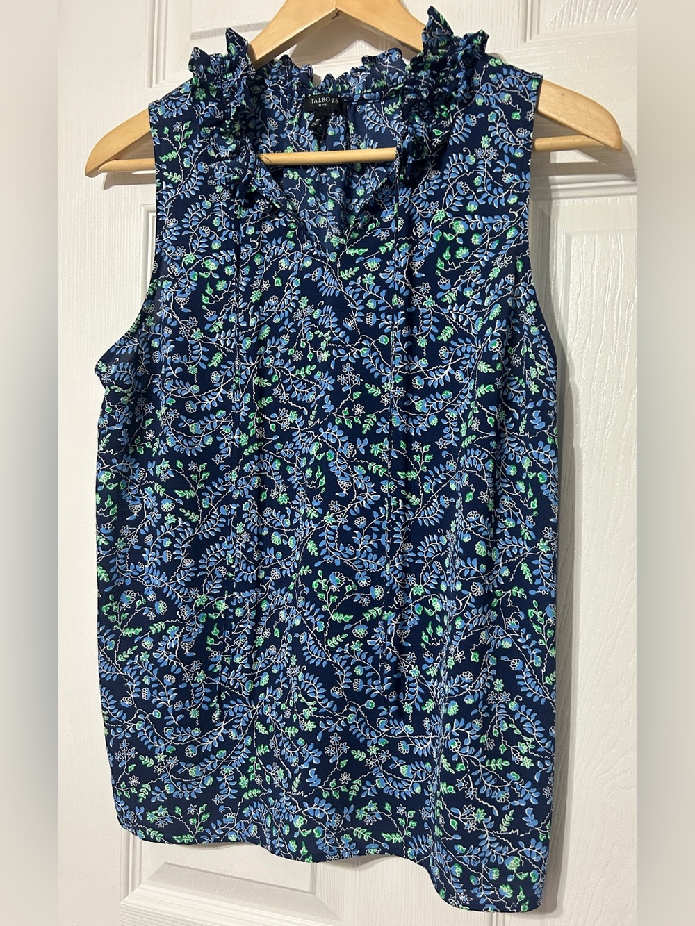 Talbots Blue & Green Floral Sleeveless Blouse Top Tie Ruffle Neck Size Petite M